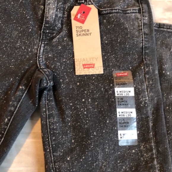Levi’s 710 sculpt black outer limits 6 - Picture 5 of 7